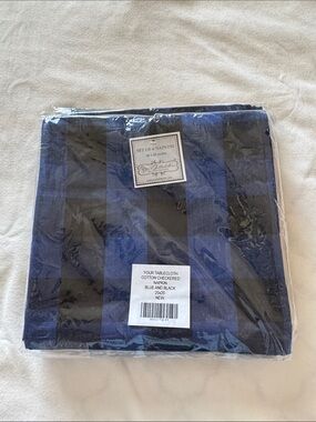 Buffalo check dinner napkins